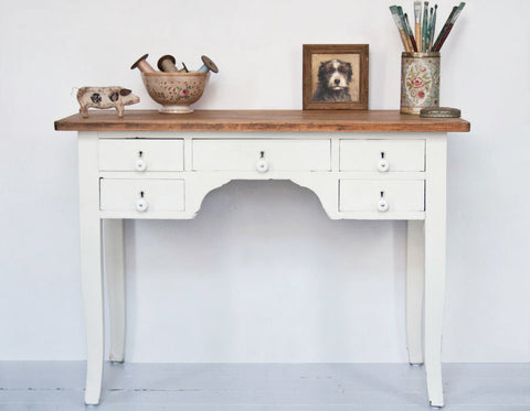 Flot gammelt skrivebord
